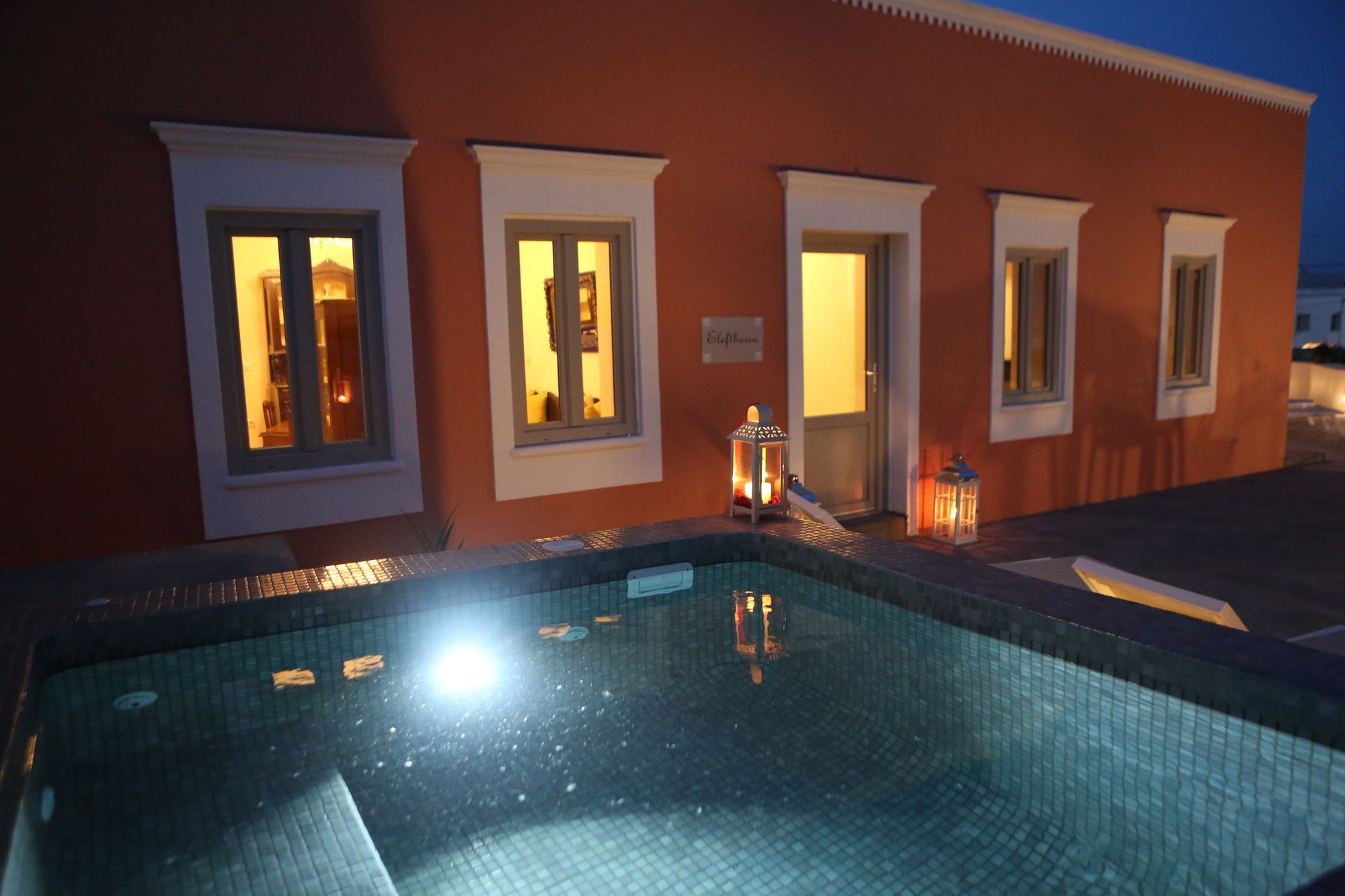 Ferienwohnung Nomikos Mansion Karterados  Exterior foto